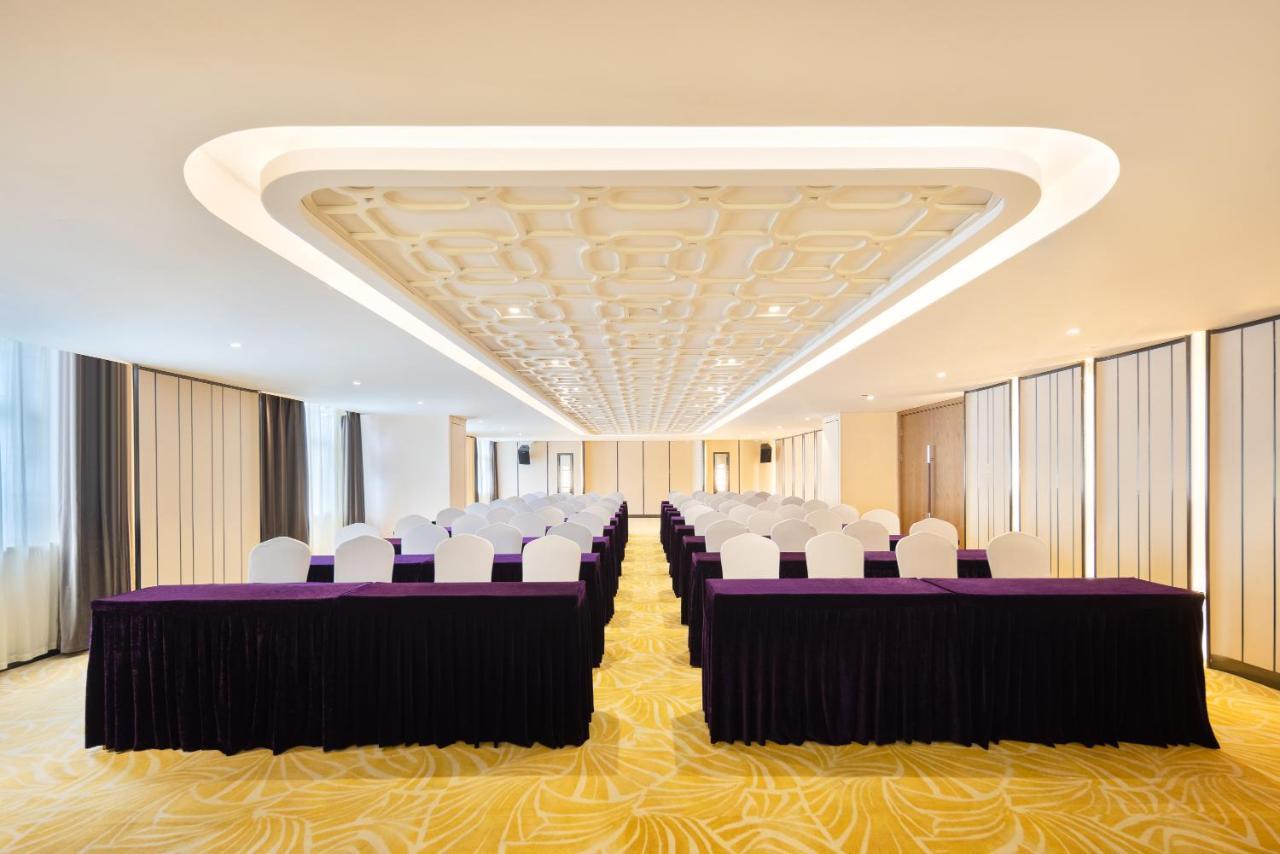 锦江都城酒店海南省政府日月广场免税店 Haikou (Hainan) Exterior foto