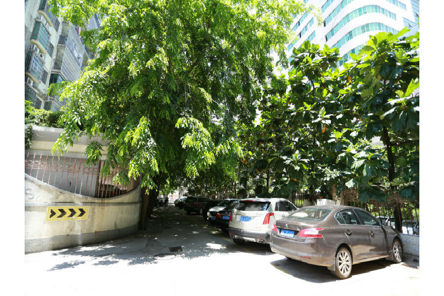 锦江都城酒店海南省政府日月广场免税店 Haikou (Hainan) Exterior foto